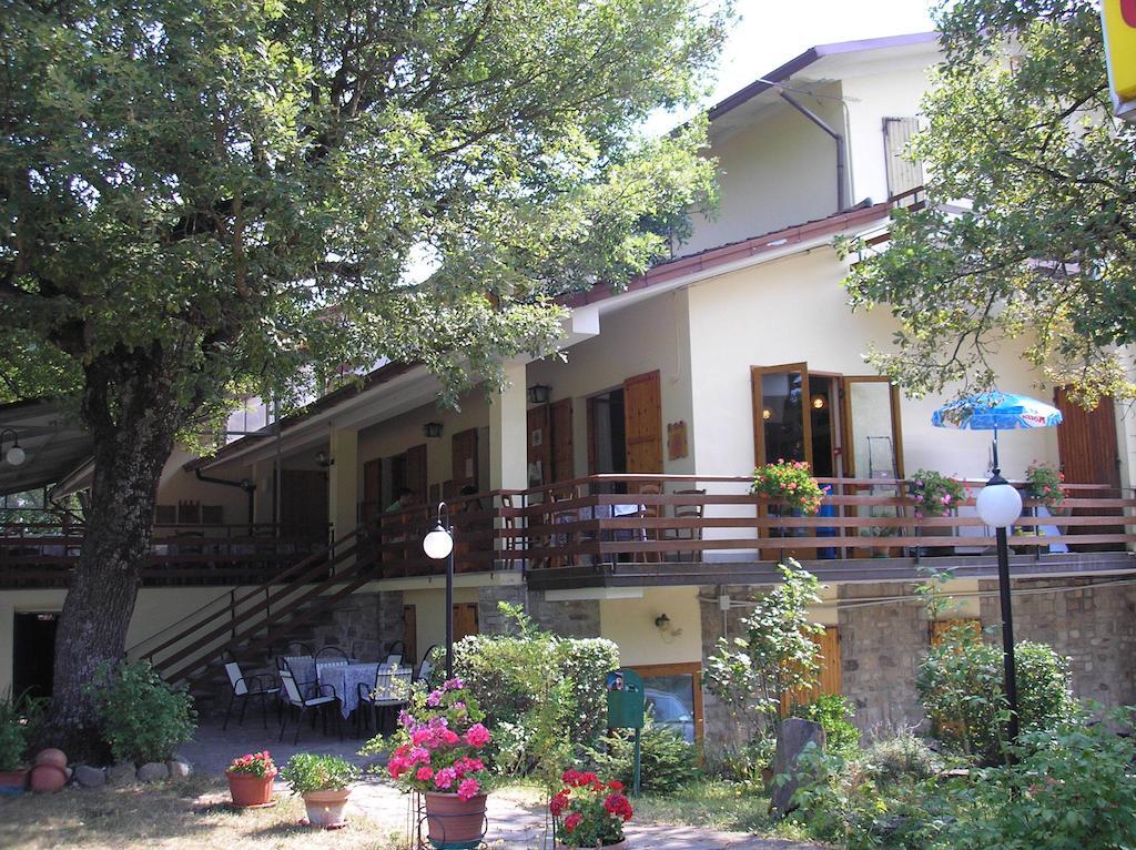 Albergo Lago Verde ペンナビッリ エクステリア 写真